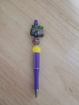 Alien slug bug beaded pen